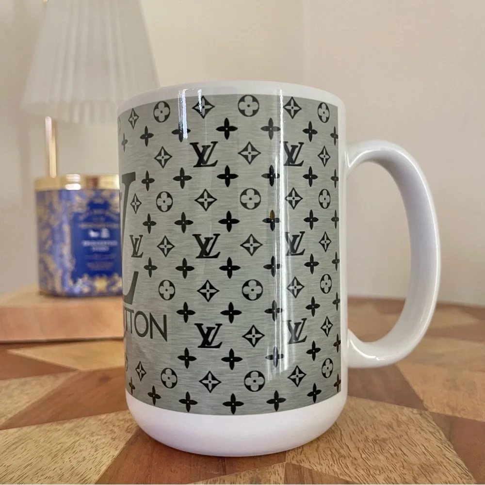NEW Luxury Fashion handbag inspired Ceramic Mug 15oz. NWT Hand Crafted - Picture 2 of 3